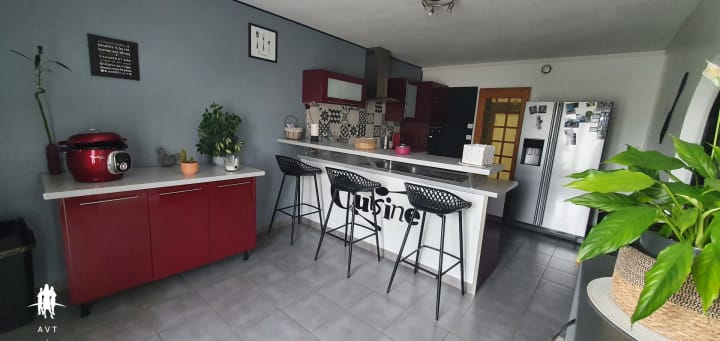 Vente Maison - 8 pièce(s) - 158m2 - Bellevigne (16120)