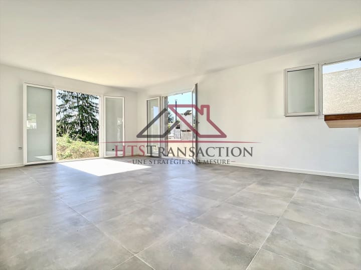 Vente Maison - 4 pièce(s) - 92m2 - Injoux Genissiat (01200)