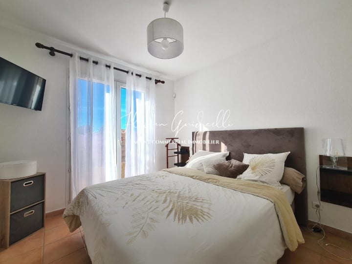Vente Appartement - 3 pièce(s) - 57m2 - L'ile Rousse (20220)
