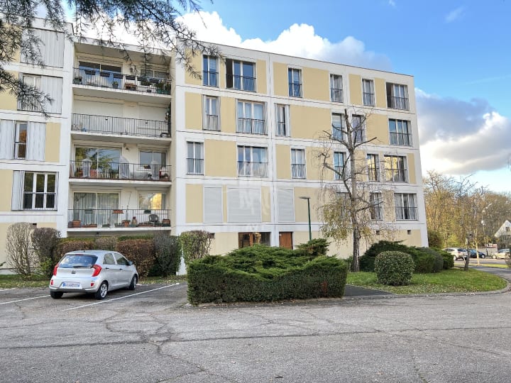 Vente Appartement - 3 pièce(s) - 63.83m2 - La Rochette (77000)