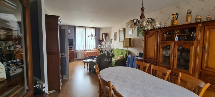 Vente Maison - 6 pièce(s) - 120m2 - Gray (70100)