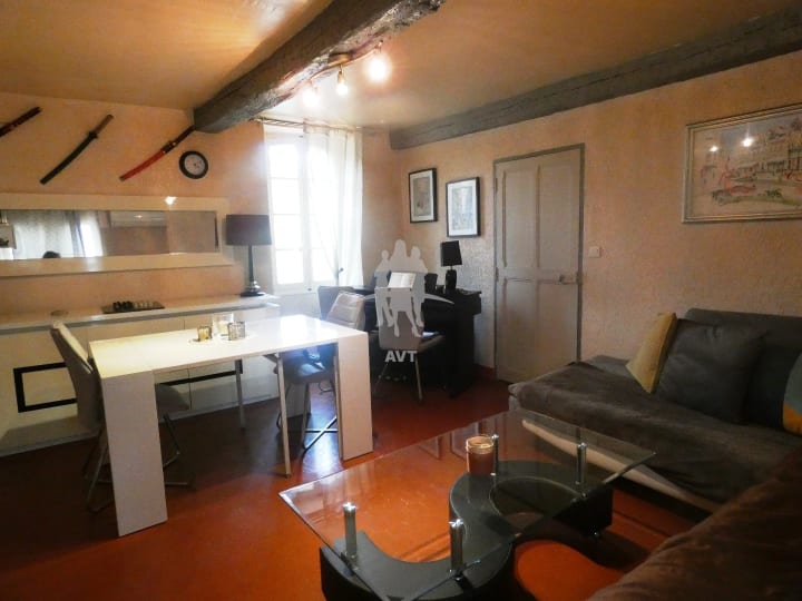 Vente Maison - 10 pièce(s) - 800m2 - Callas (83830)