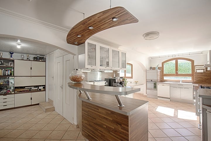 Vente Maison - 9 pièce(s) - Bourgoin Jallieu (38300)