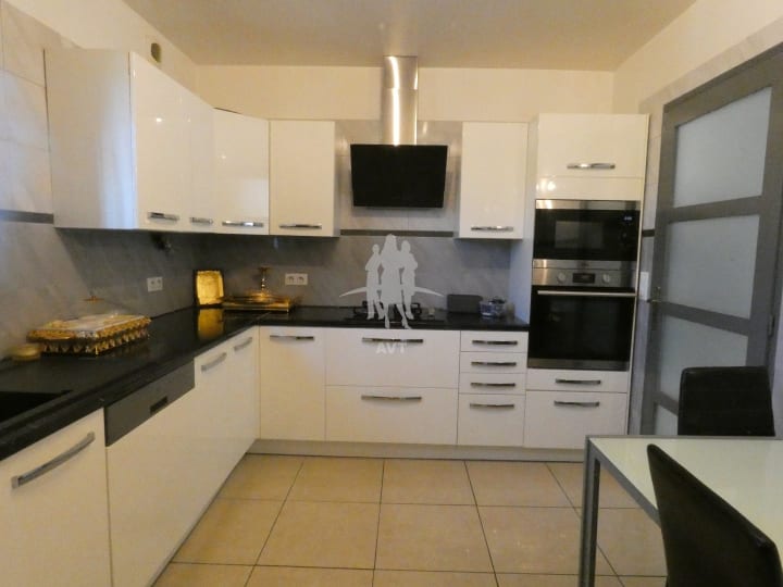 Vente Villa - 6 pièce(s) - 167m2 - Draguignan (83300)