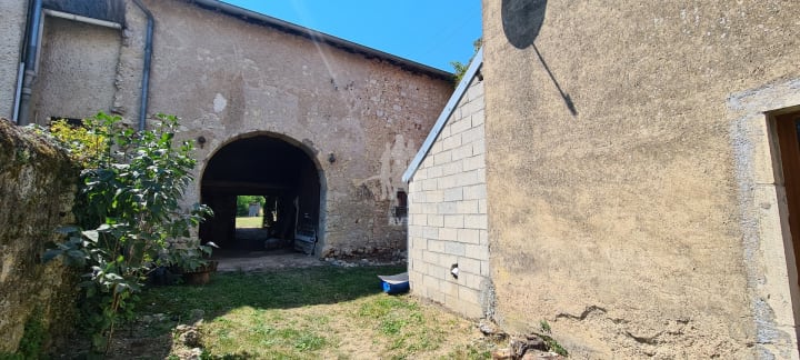 Vente Maison - 3 pièce(s) - 145m2 - Mantoche (70100)
