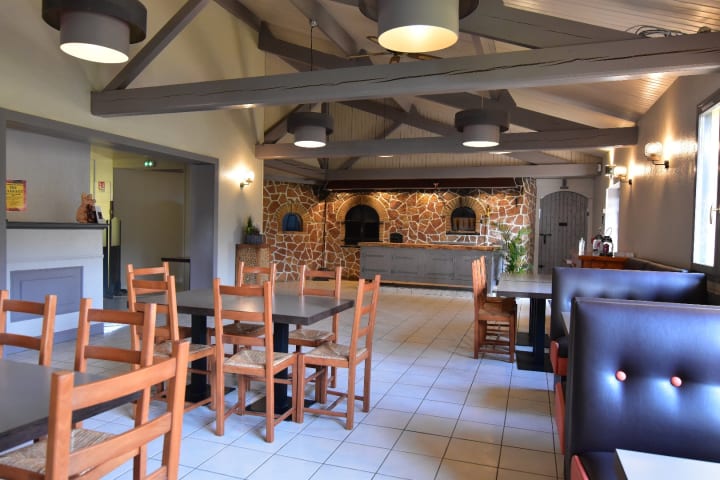 Vente Propriété - 10 pièce(s) - 510m2 - Macon (71000)