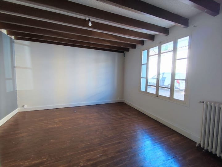 Vente Maison - 8 pièce(s) - 195m2 - Pons (17800)