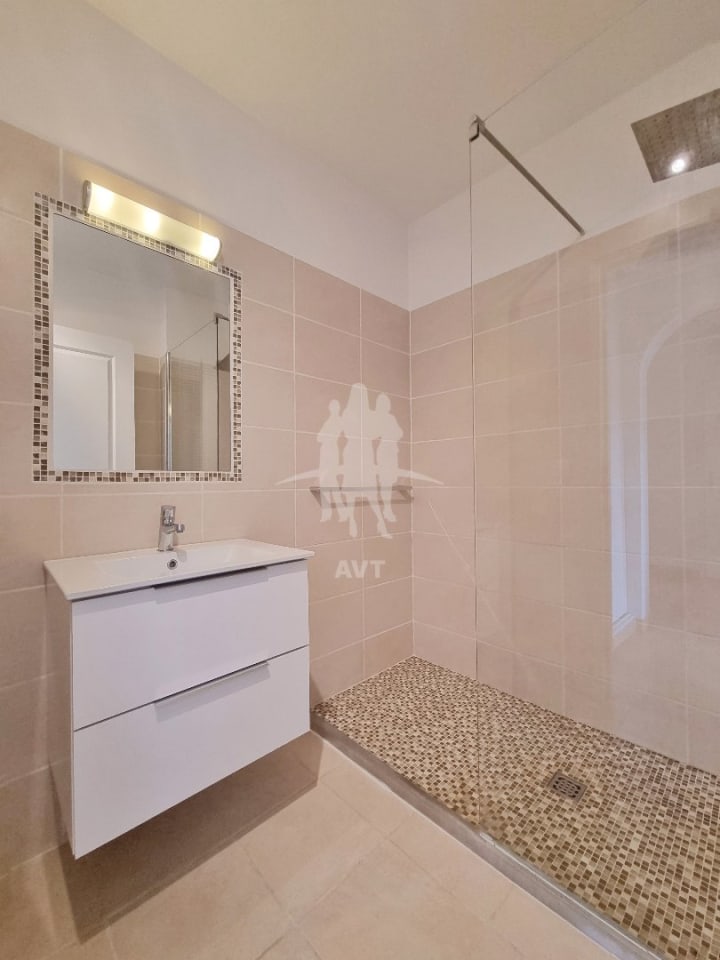 Vente Appartement - 2 pièce(s) - 61m2 - Draguignan (83300)