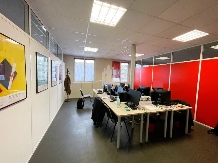 Vente Ateliers et Bureaux - 2300m2 - Le Havre (76600)