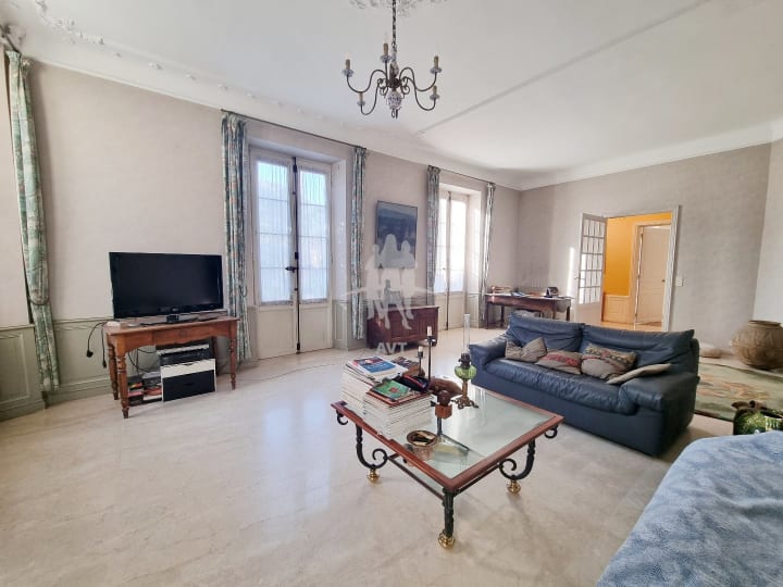 Vente Maison - 10 pièce(s) - 320m2 - Draguignan (83300)