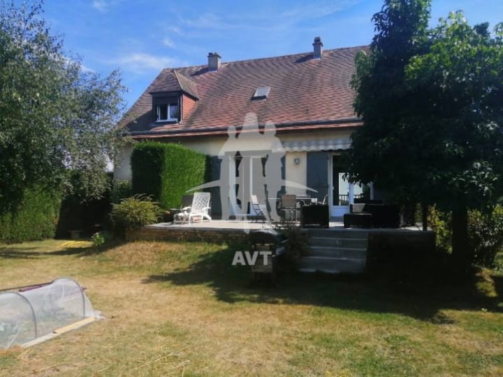 Vente Maison - 6 pièce(s) - 138m2 - Chartres (28000)