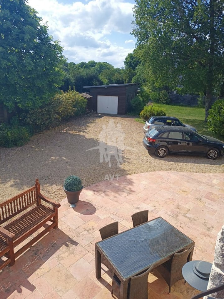 Vente Maison - 6 pièce(s) - 210m2 - Chambray Les Tours (37170)