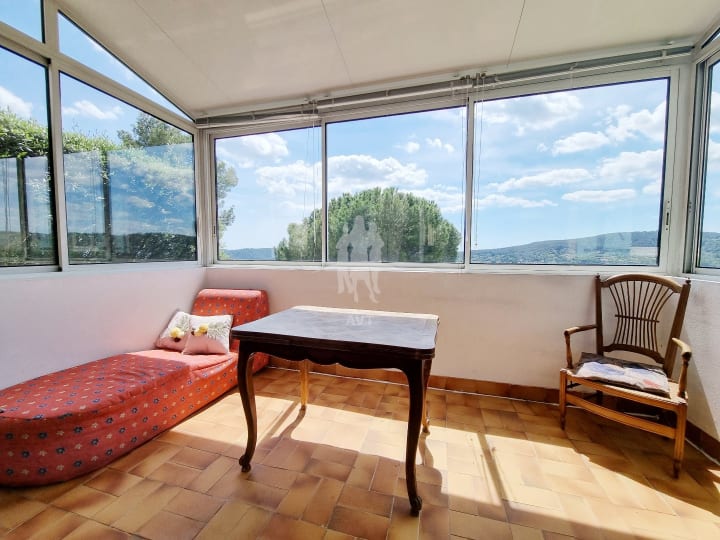 Vente Maison - 8 pièce(s) - 137.44m2 - Draguignan (83300)