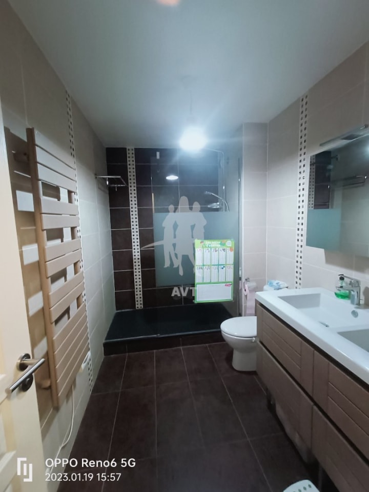 Vente Appartement - 5 pièce(s) - 110m2 - Lyon 8eme Arrondissement (69008)