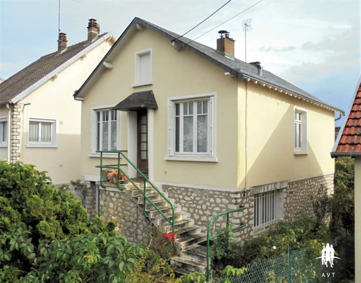Vente Maison individuelle - 4 pièce(s) - 100m2 - Blois (41000)