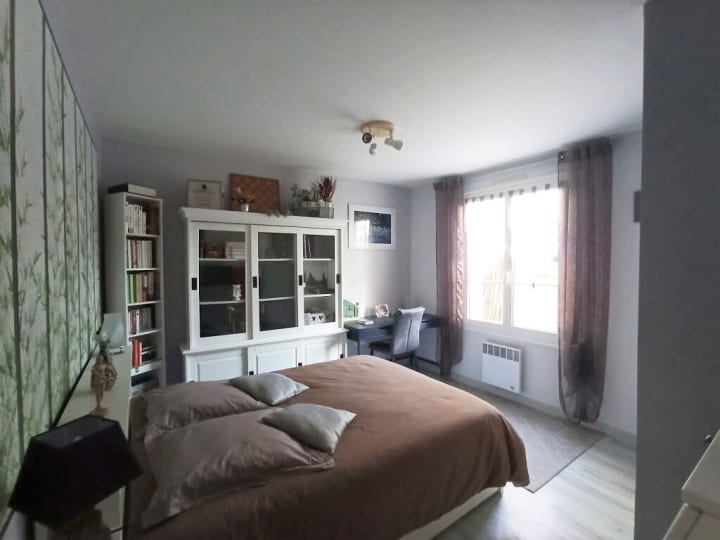 Vente Maison - 7 pièce(s) - 156m2 - Pons (17800)