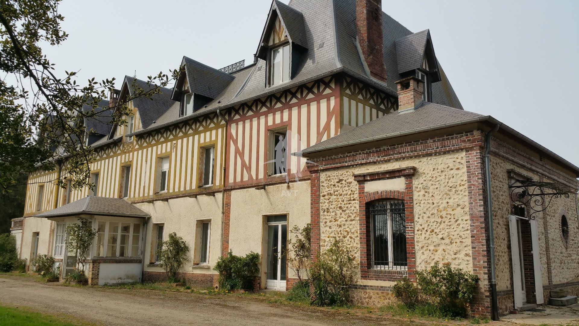 Vente Château  - 18 pièce(s) - 645m2 - Rugles (27250)